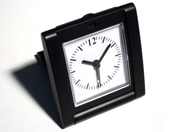 Wecker Analog Uhr m. Alarm Reisewecker klappbar Tischwecker Tischuhr Reiseuhr schwarz Modell: RW1 Wecker Analog Uhr m. Alarm Reisewecker klappbar Tischwecker Tischuhr Reiseuhr schwarz Modell: RW1